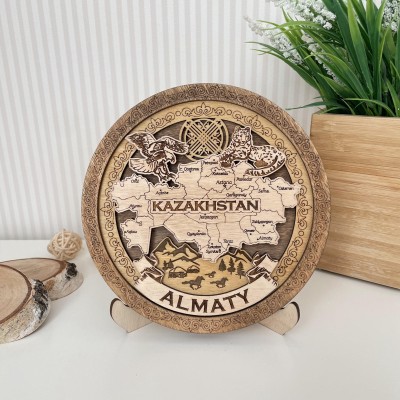 Тарелка деревянная 3D темная Карта 15 см. Алматы
