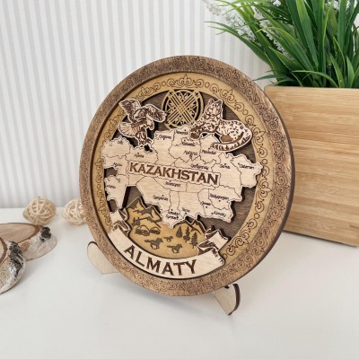 Тарелка деревянная 3D темная Карта 15 см. Алматы