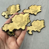 Магнит золото карта Казахстана с солнцем Магнит золото карта Казахстана с солнцем