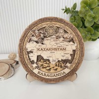 Тарелка деревянная 3D темная Карта 15 см. Караганда