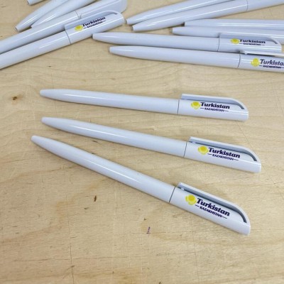 Ручка пластик