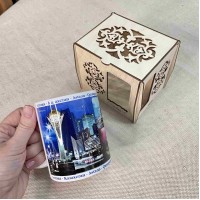 Кружка керамическая в деревянной коробке 